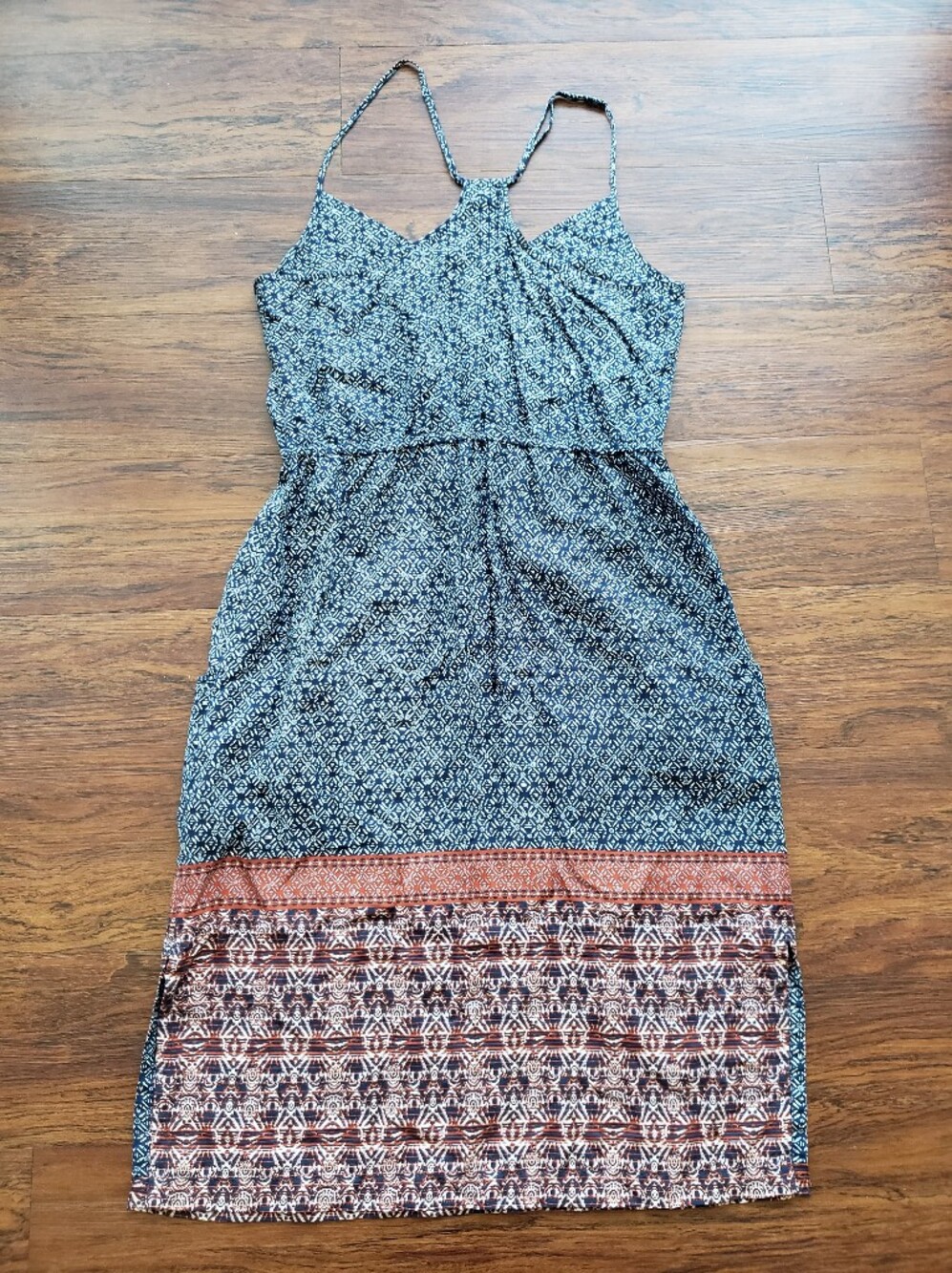 Patagonia Navy Midi Dress Size Medium Boho Athleisure Outdoor Aztec Rust Border - Picture 8 of 8